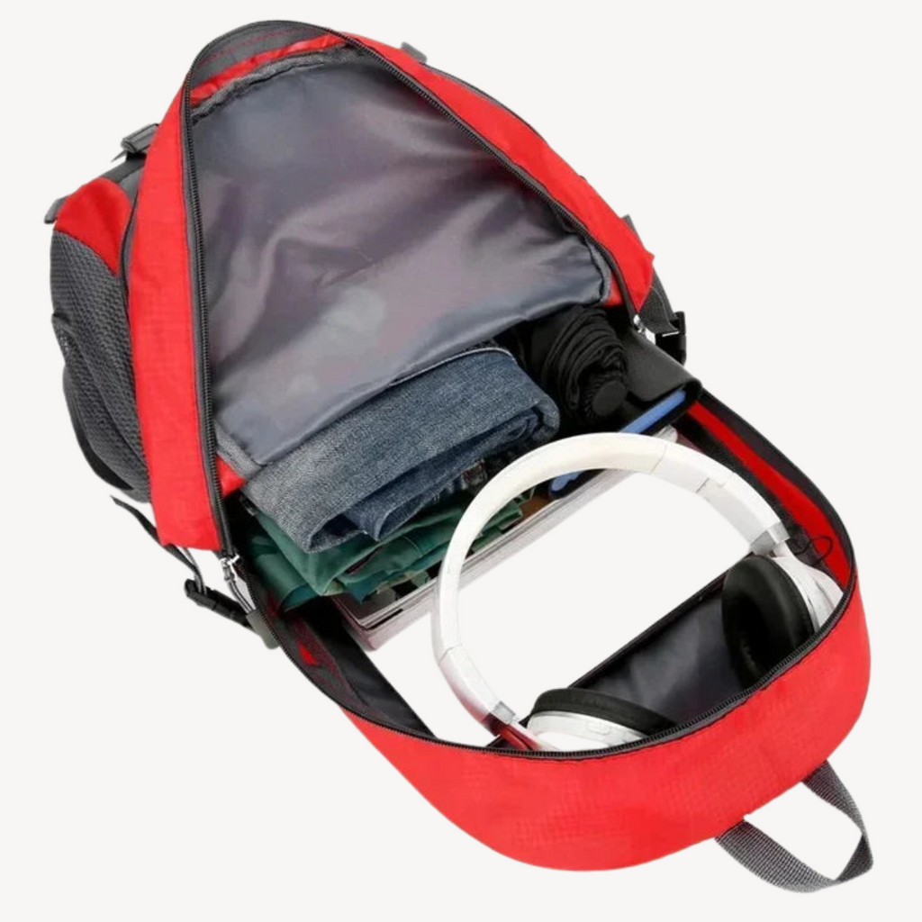 Hiking Backpack | Clara Vienne