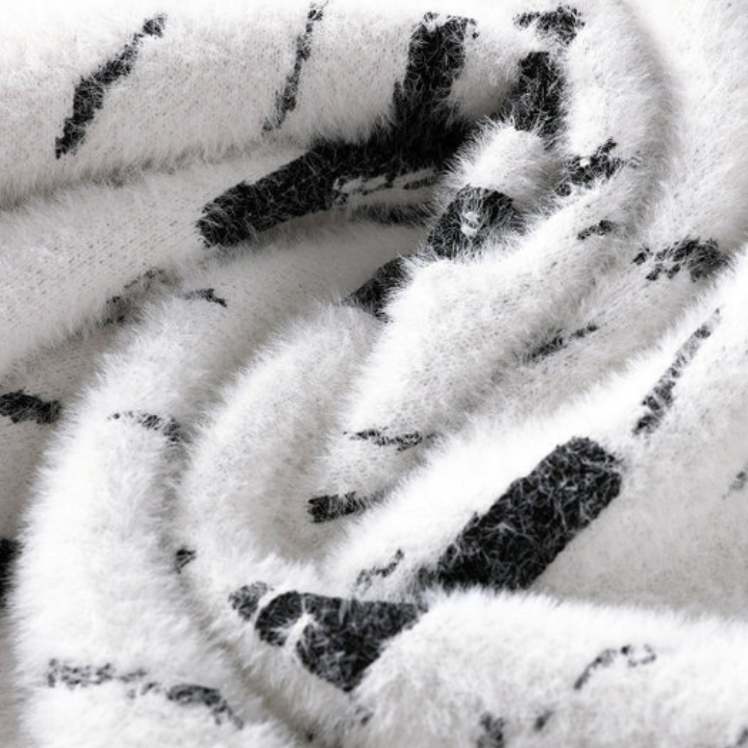 Clara Vienne | Men's Fuzzy Knit Sweater