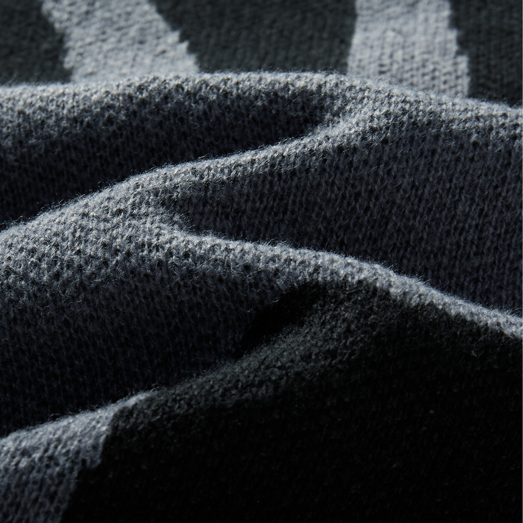 Clara Vienne | Men's Wool Graphic Knit Sweater - Stylish Crewneck