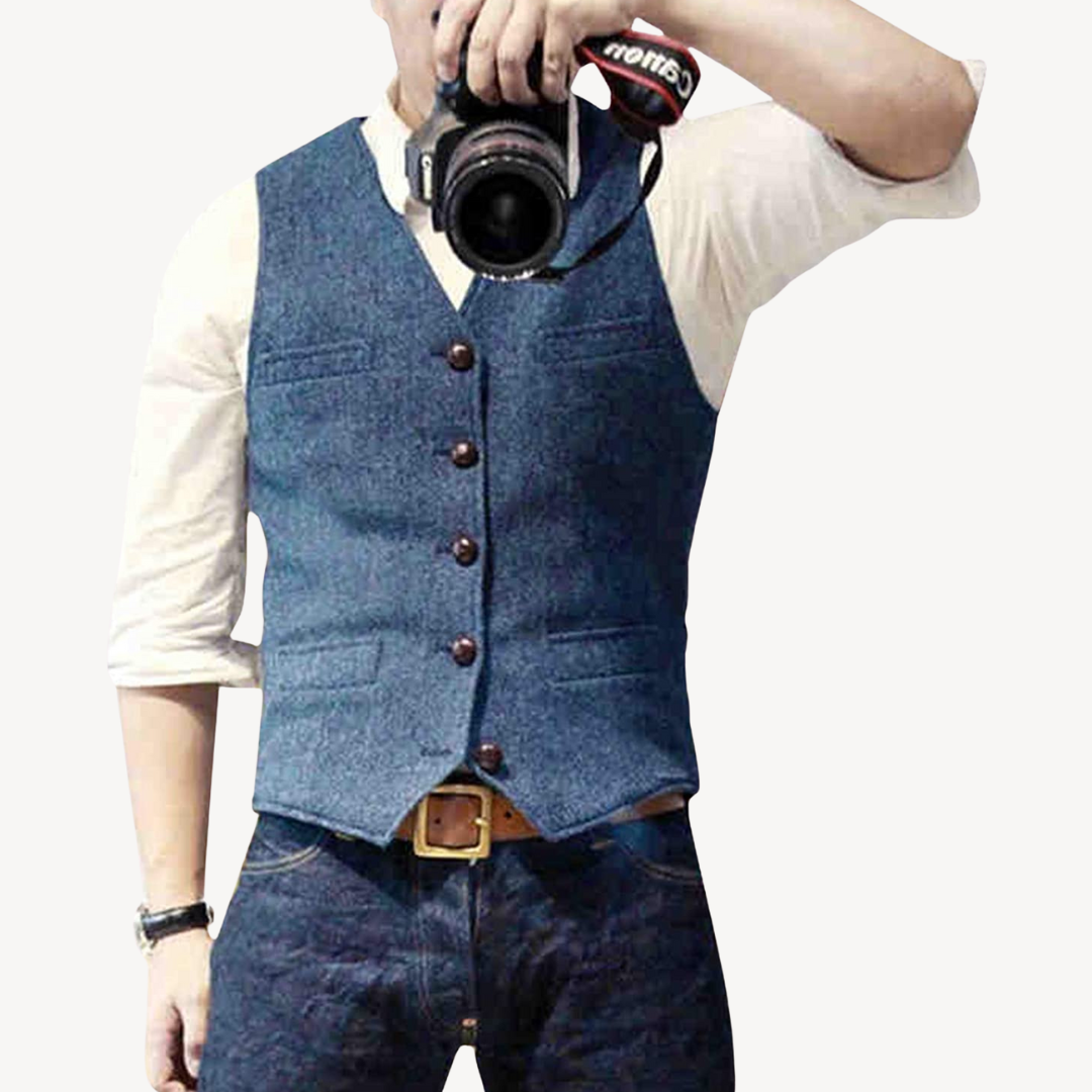 Men's Buttoned Wool Vest | Clara Vienne