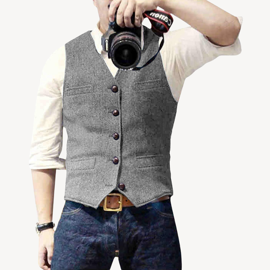 Men's Buttoned Wool Vest | Clara Vienne